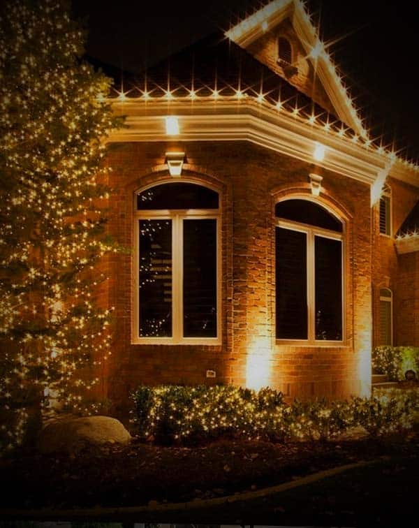 holiday-lighting-installation-christmas-lights-hanging-service-in-Kingsport-TN-Johnson-City-TN-Bristol-TN-m