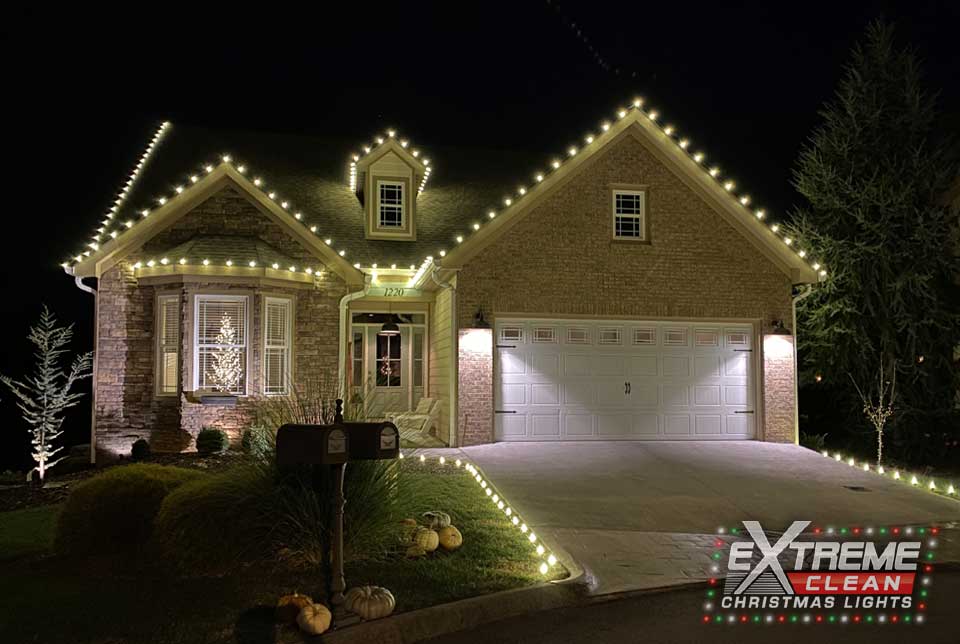 Christmas-lighting-installation-hang-holiday-lighting-Kingsport-TN-Johnson-City-TN-Bristol-TN-VA-Tri-Cities-14