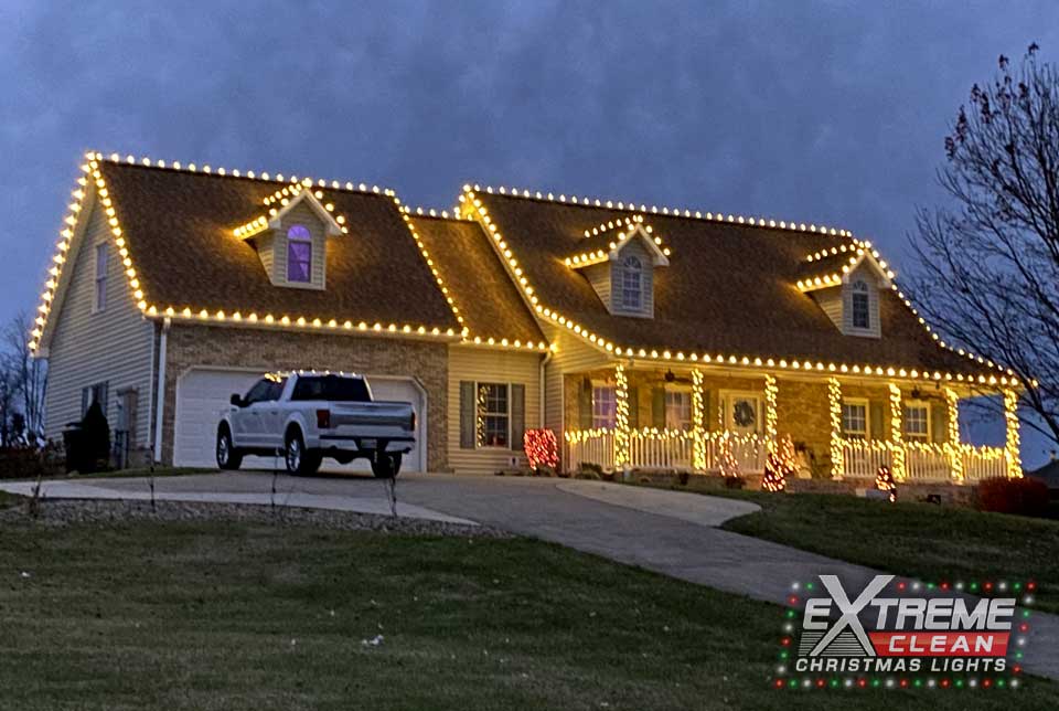 Christmas-lighting-installation-hang-holiday-lighting-Kingsport-TN-Johnson-City-TN-Bristol-TN-VA-Tri-Cities-24